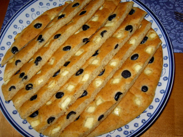 Focaccia (gluteeniton) - Resepti 